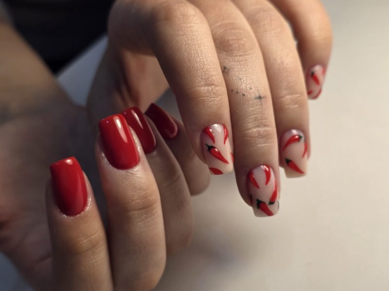 Якісні послуги манікюр та педикюр