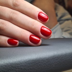 Манікюр/Педикюр/Нарощування нігтів