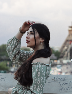 Піаніст, вчитель фортепіано